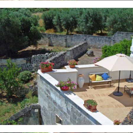 Room In Bb - Stunning Quadruple Room In Ancient Masseria Near The Sea In A Quiet Olive Trees 오스투니 외부 사진